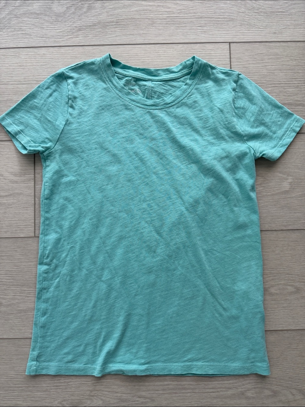 J. Crew Women’s Girlfriend Tee. Aqua Blue